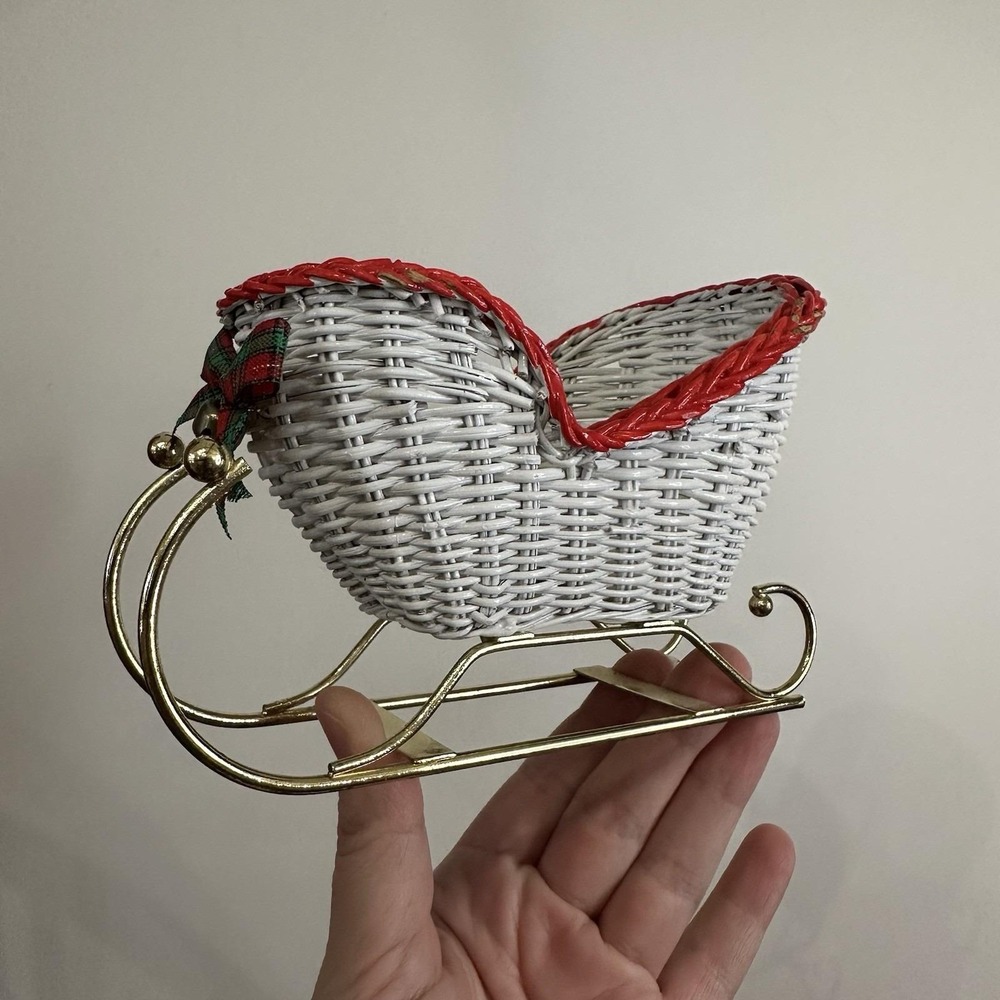 VTG‎ Wicker Christmas Sleigh Basket For Potpourri, Candy, Or Trinkets Decor 6"